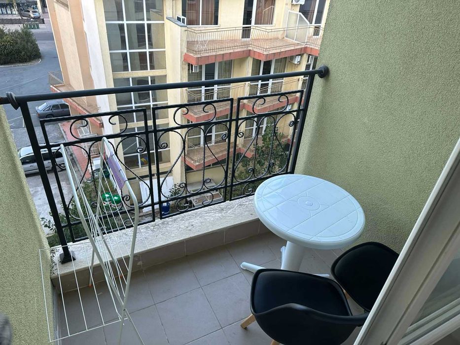 Дава се под наем Двустаен апартамент в к.к. Слънчев бряг - 55 кв.м за 150 € - Снимка #9