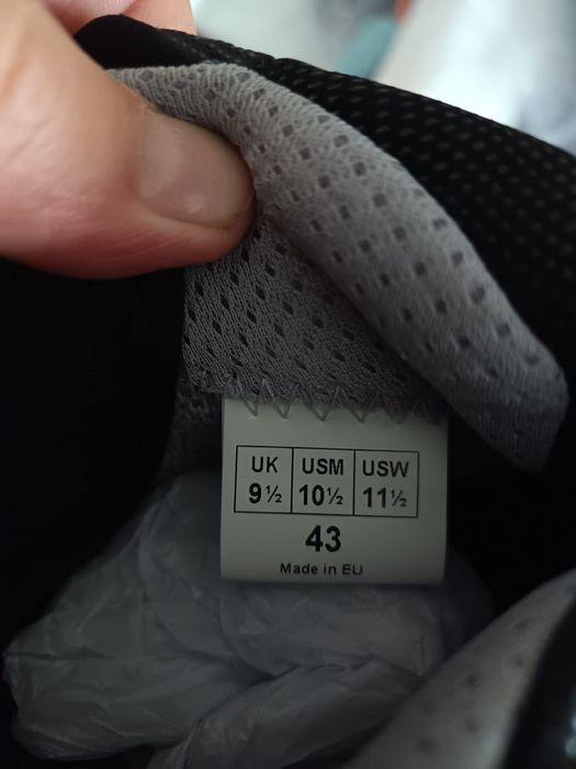 La Sportiva 
Бренд