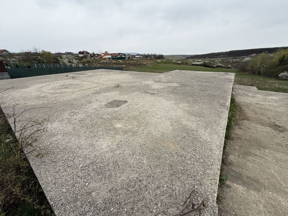 Ofer spre vanzare fundatie pentru Casa + Teren 58 Arii in Viile SM