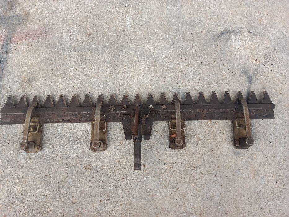 Lama/masa de taiere motocositoare