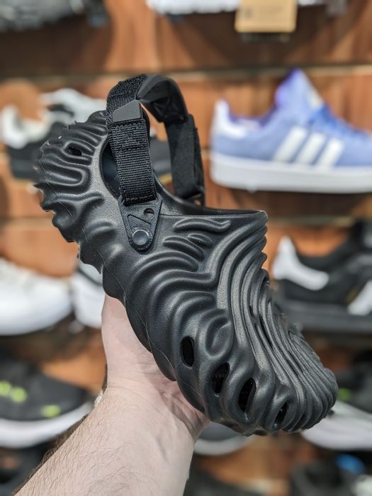 Кроксы, Crocs Salehe Bembury