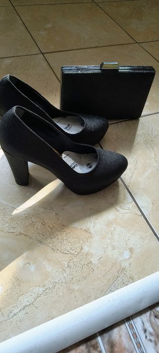 Дамско официални обувки и чантичка