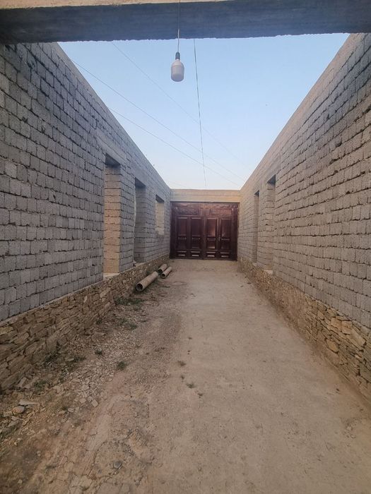 Ҳовли (қурилиши тугалланмаган)  сотилади. Ғузор тумани