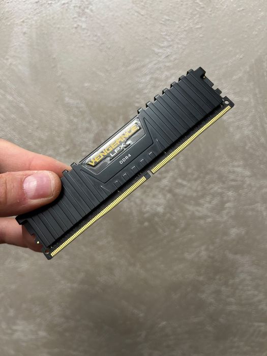 RAM Corsair Vengeance LPX Black 16GB DDR4 3000MHz
