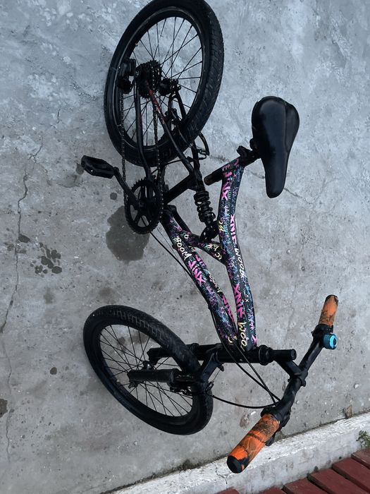 Bicicleta copii 8-9 ani.