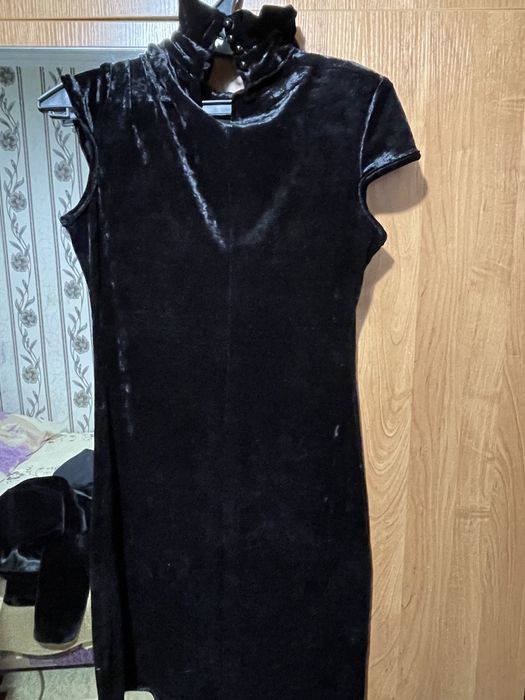 Продам платья. Состояние нового.