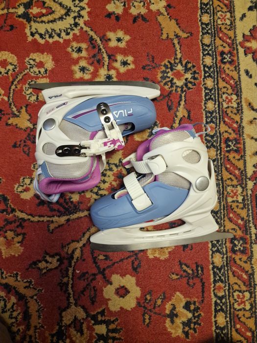 Детские коньки. Для девочек