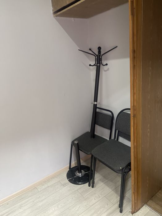 Отдам даром вешалку