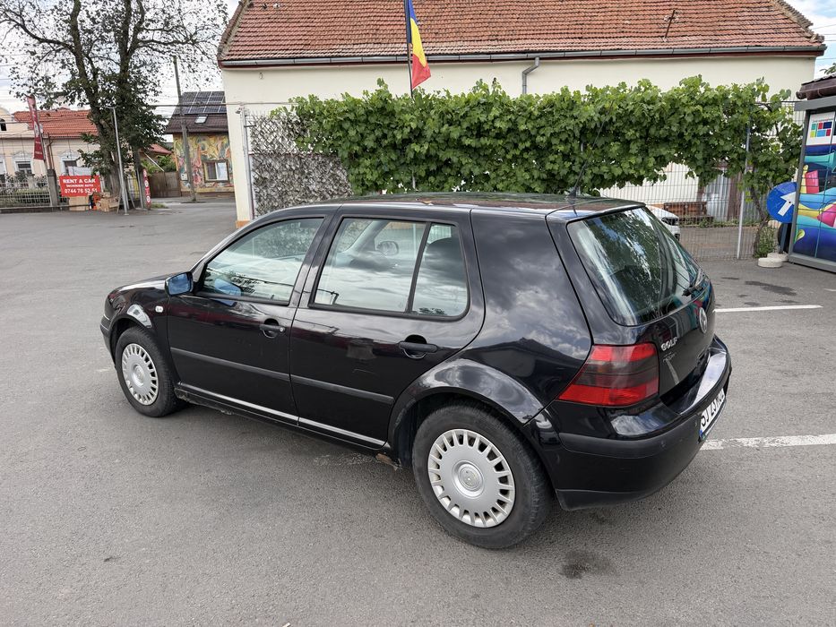 VOLKSWAGEN Golf 2000 — imagine 2