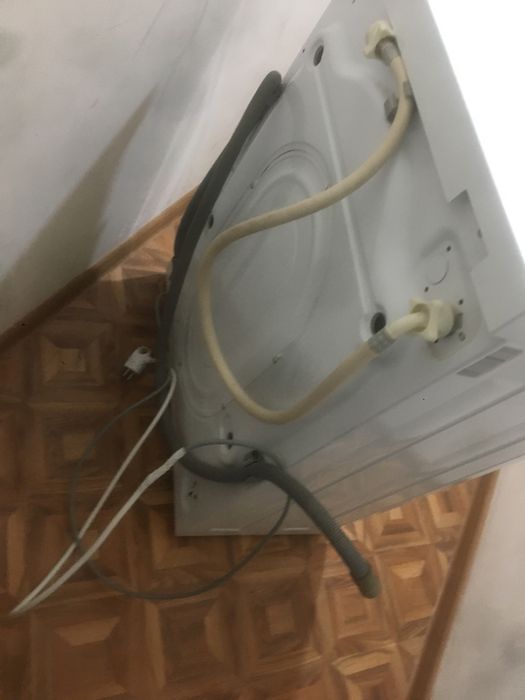 Кирмошина Стриралная Машина ElectroLux