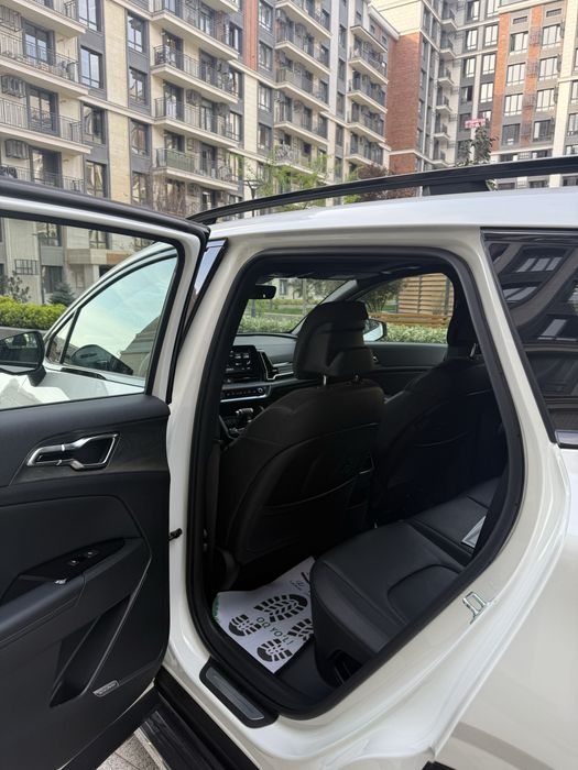 Kia Sportage  2023 bir qol 100% toza