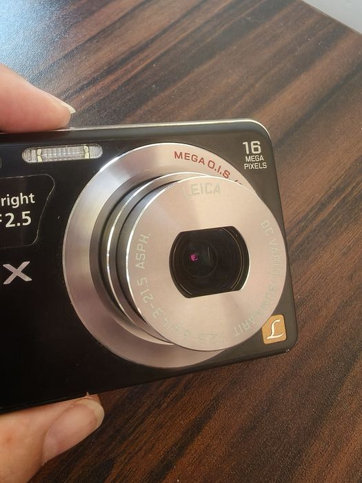 Дигитален фотоапарат Panasonic Lumix 16 MP