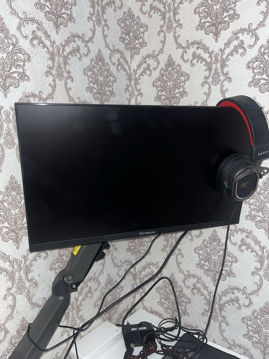 Монитор Срочна продам