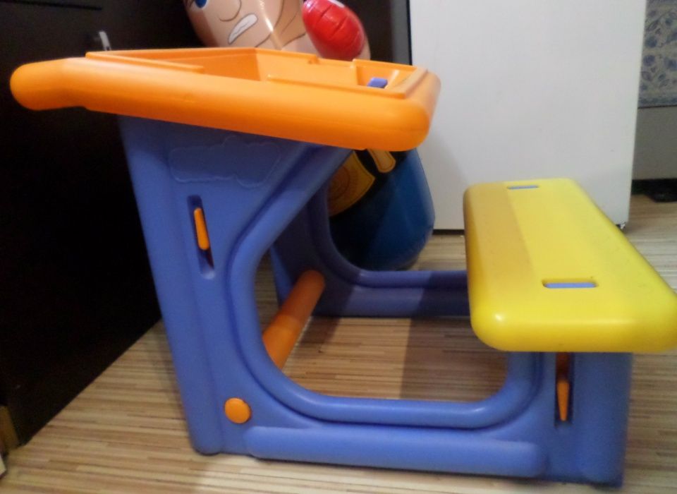 Учебен чин с пейка