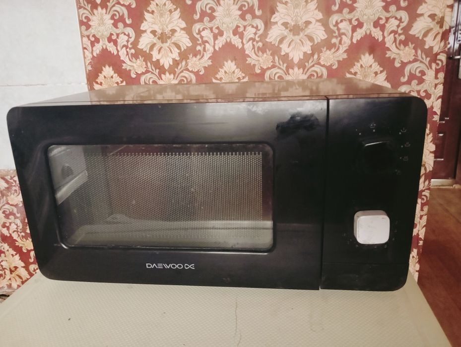 Микроволновка б/у в хорошем состоянии