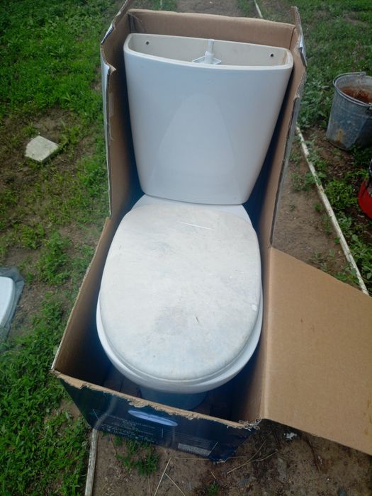 Продам унитаз б/у