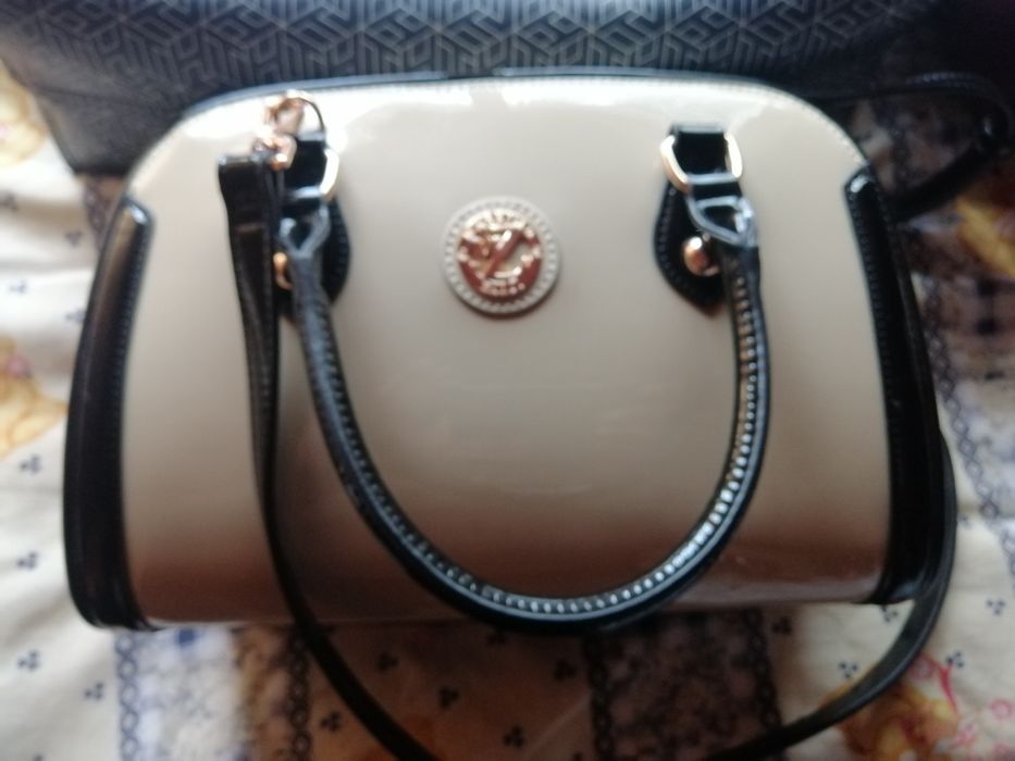 Маркови дамски чанти