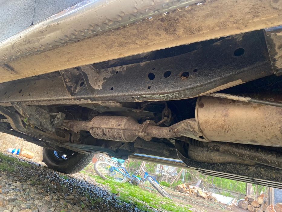 Mazda b 2500 4x4 cu reductor 3800 euro