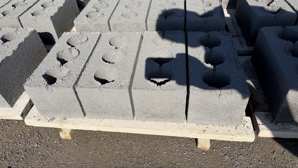 Шлакаблок 240тг