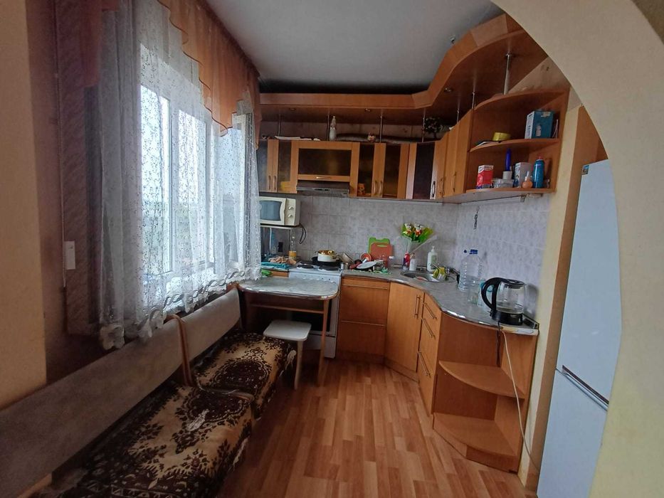 Продам 2-х ком. квартиру Ауэзова 2