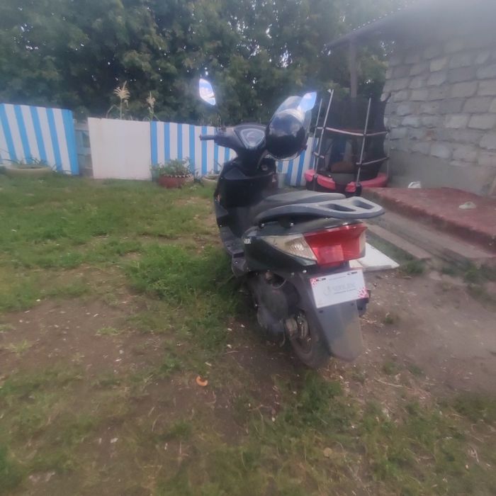 Продам скутер sonlink М10