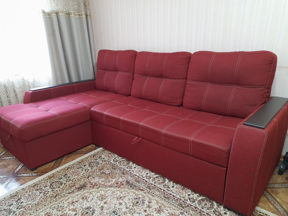 Диван угловой с ящиком