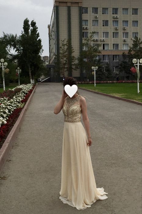 Продам вечернее платье