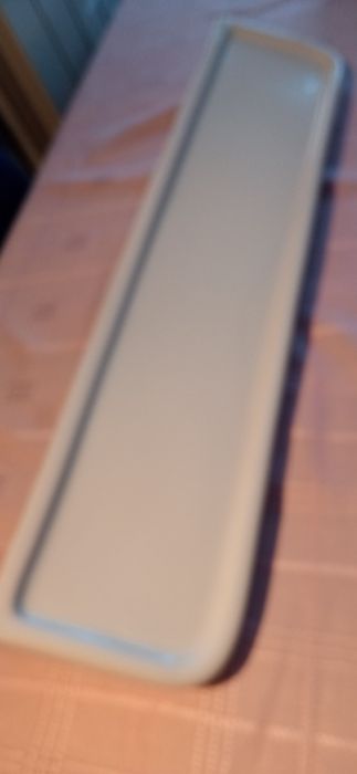 Керамична поличка за баня