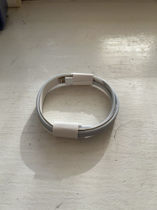 Кабель на айфон lighting