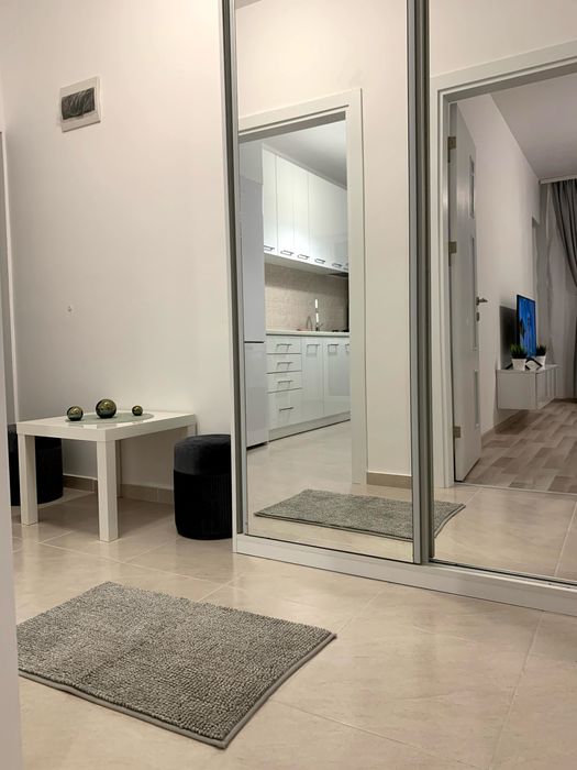 PROPRIETAR închiriez garsonieră in Green Residence