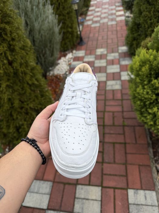 Jordan 1 Low Elevate