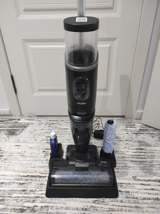Продам моющий Пылесос Haier
