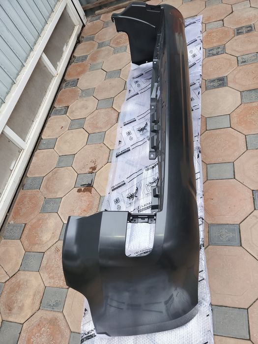 бампер задний Land Cruiser 200