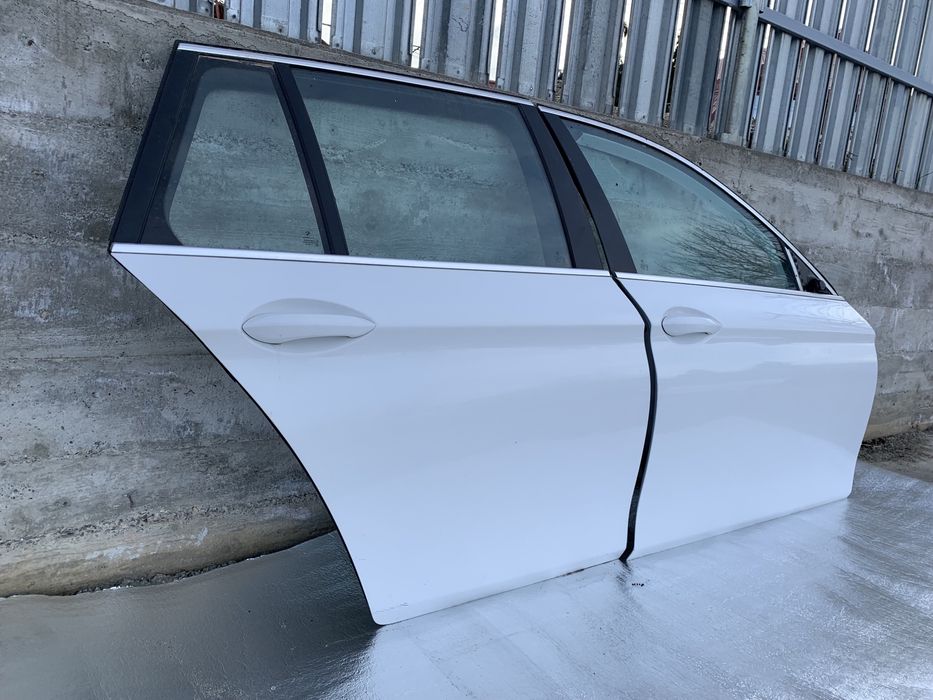 Usi dreapta / Portiere dreapta BMW Seria 5 F10 / F11 : Alb 300