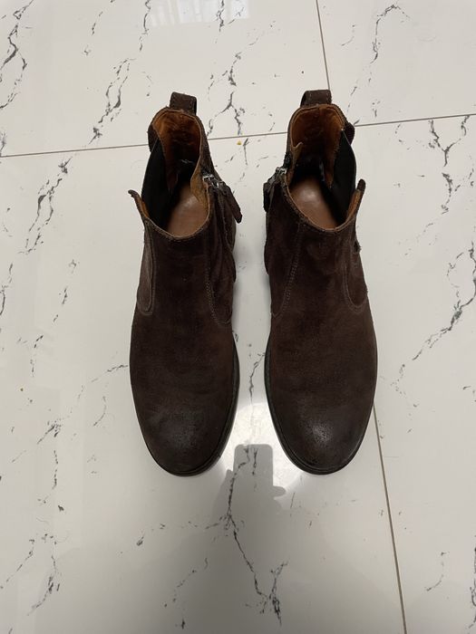 Vând ghete bărbați din pile întoarsă Tommy Hilfinger mărimea 42