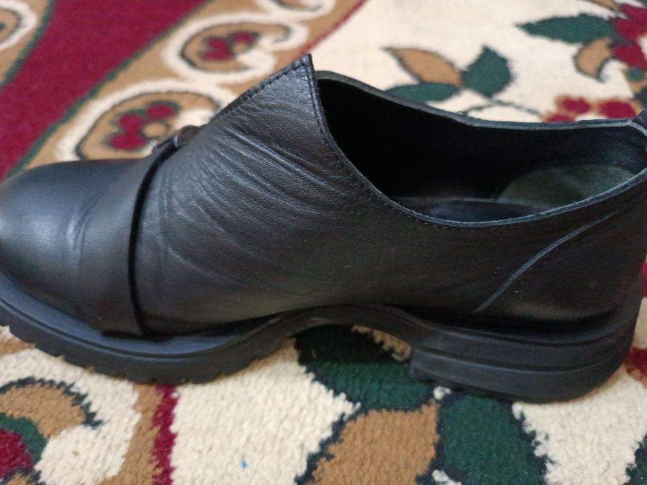 Продам туфли женские