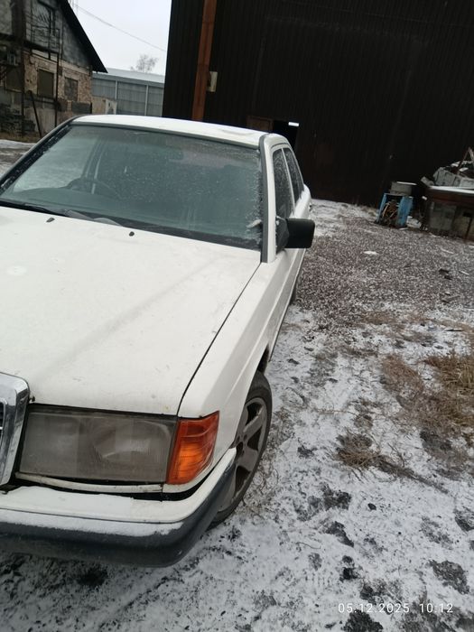 Мерс 190 по запчастям