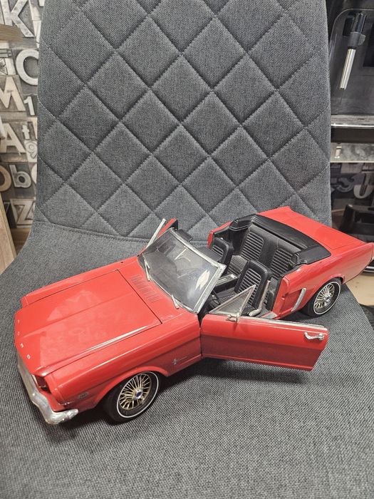 Колекционерски ретро автомобили