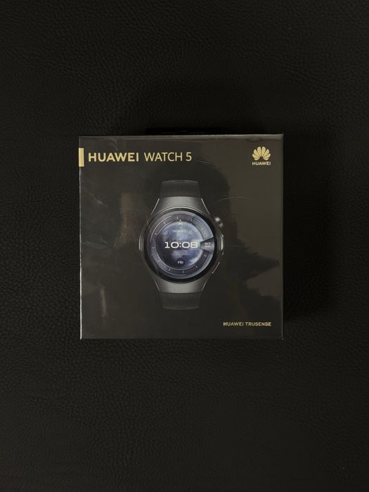 Продавам нов Huawei WATCH 5