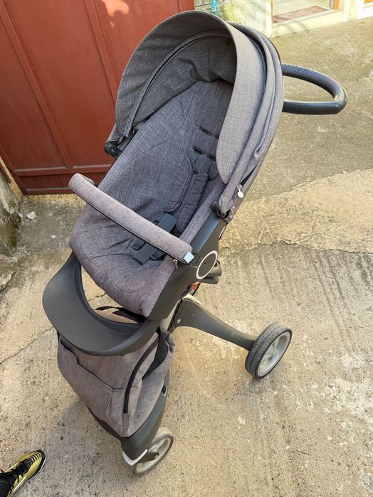 Бебешка количка Stokke
