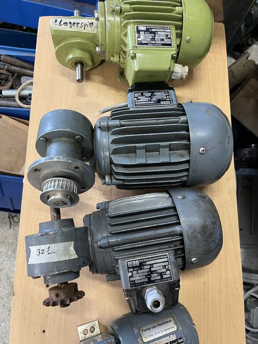 Motoare electrice cu reductor