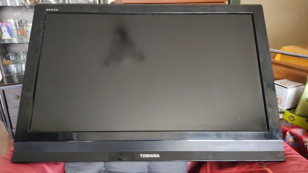 Телевизор  TOSHIBA 32 "