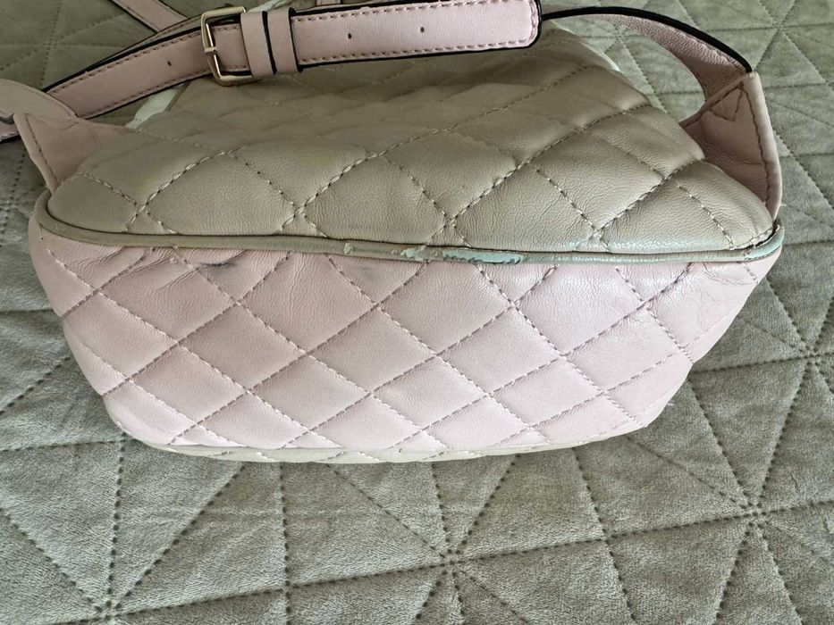 Раничка многоцветна Guess