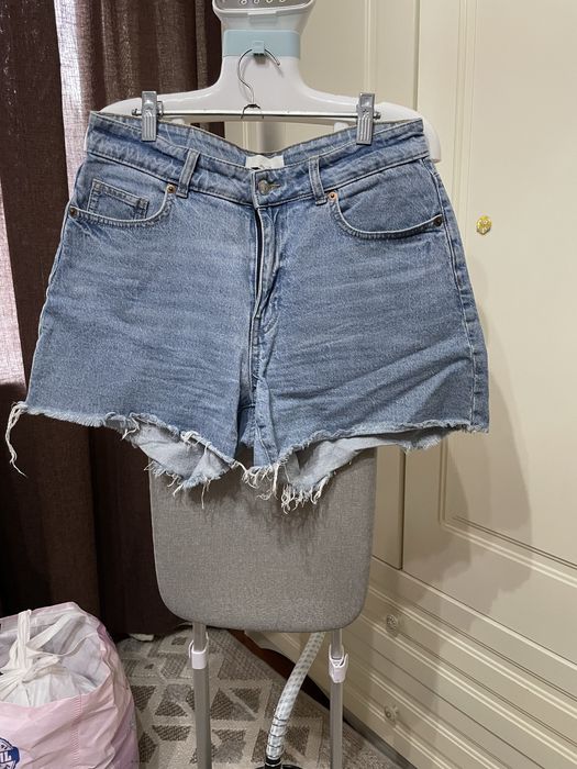 Джинсовые шорты  2 штуки