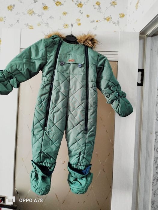 Срочно продам детский комбинезон