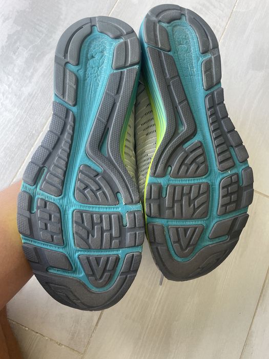 Pantofi alergare Asics 45.5