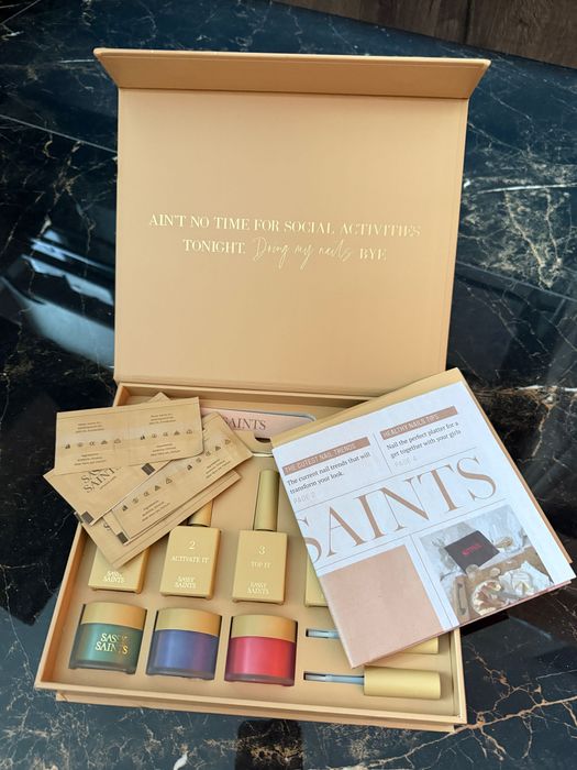 Комплект за маникюр / SASSY SAINTS