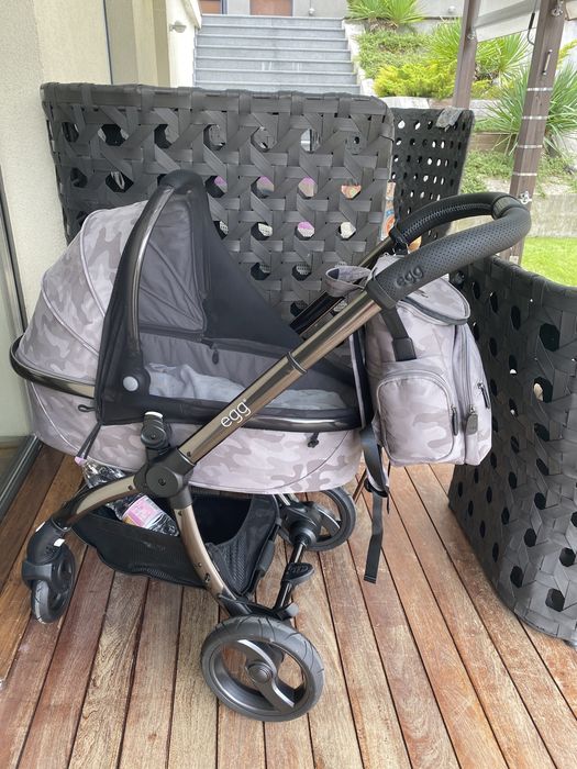 количка EGG 2 в 1  + много аксесоари