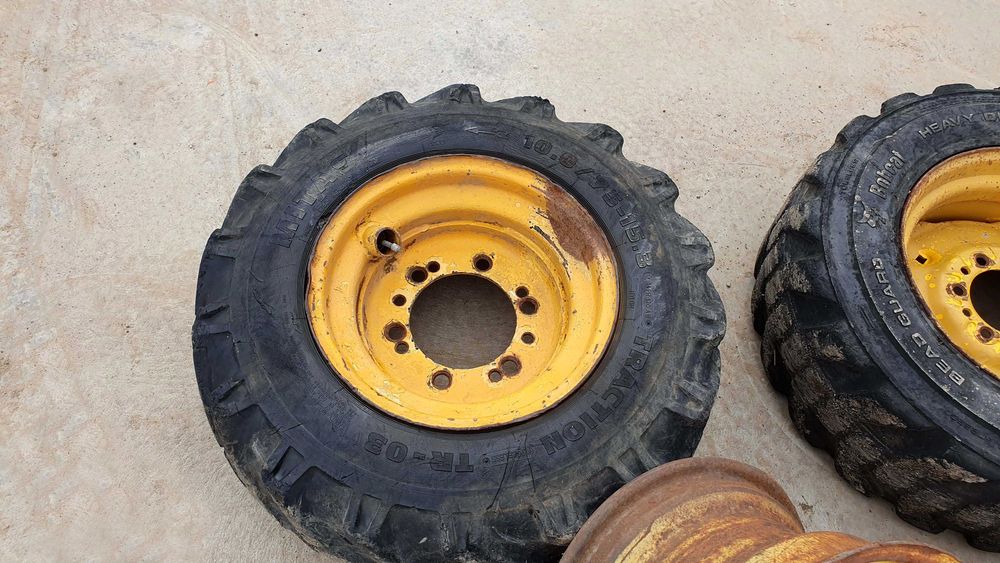 Anvelope, janta, anvelopa Bobcat, miniincarcator, Gehl, Komatsu, CAT