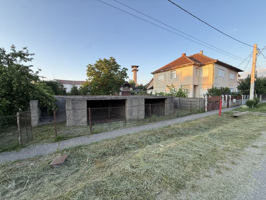 Ofer spre vanzare Teren intravilan 840 m2 ultracentral în Odoreu
